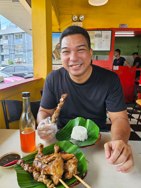 Daddy Alvin enjoying his meal