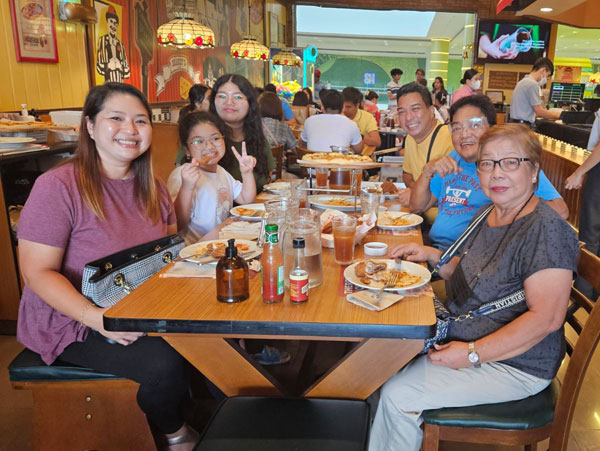 Family bonding at Shakey's