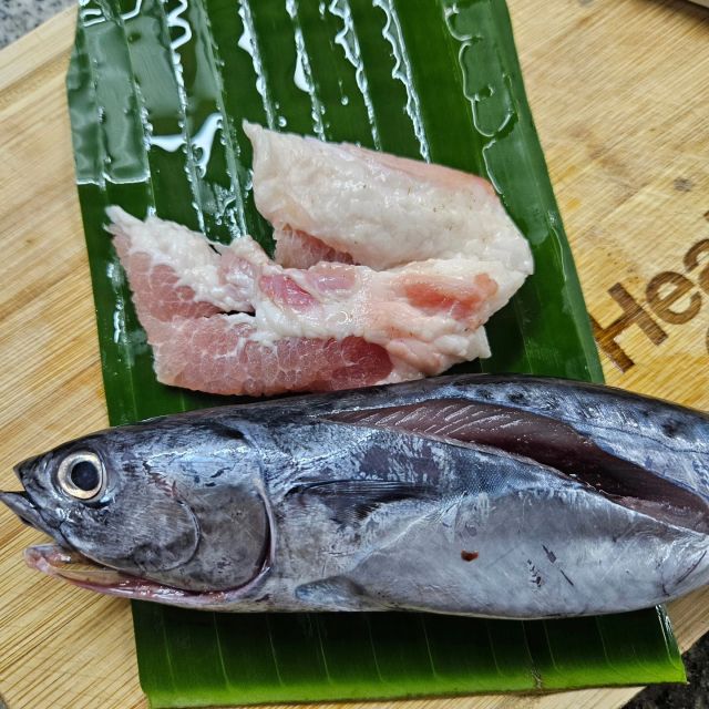 Sinaing na Tulingan isa sa mga favorite ko na ulam😍 ihanda na kanin😁
#sinaingnatulingan
#foodcravings #foodporn #daddydudes #daddybloggerph #daddyinfluencerph